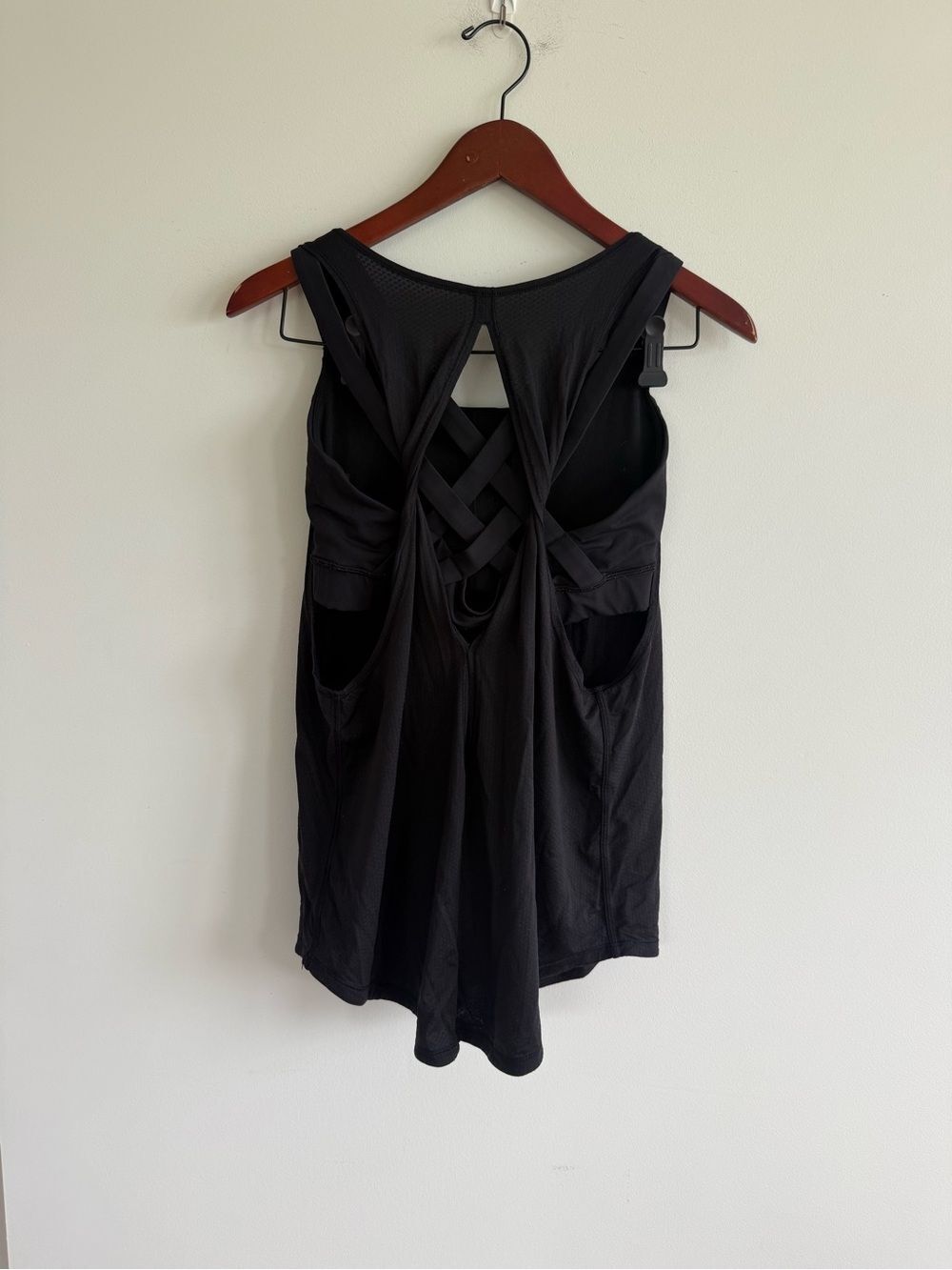 Lululemon Black Crisscross Back Tank